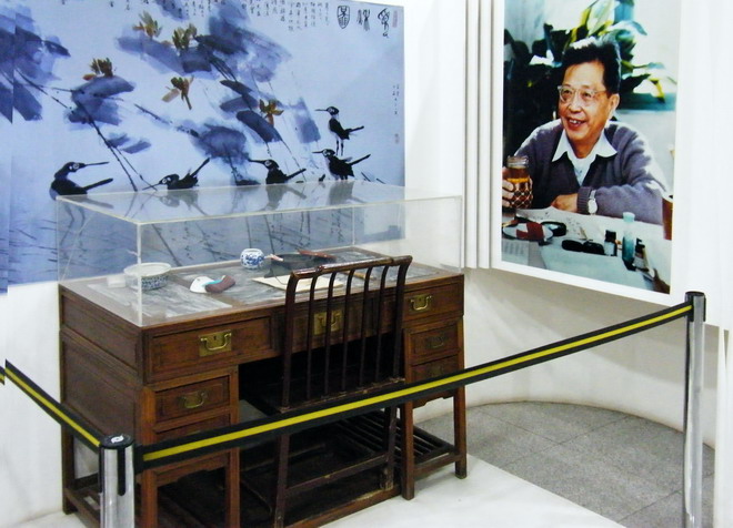 老舍的书桌-660.jpg