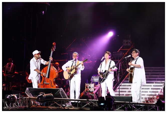 6   四人葛拍.jpg