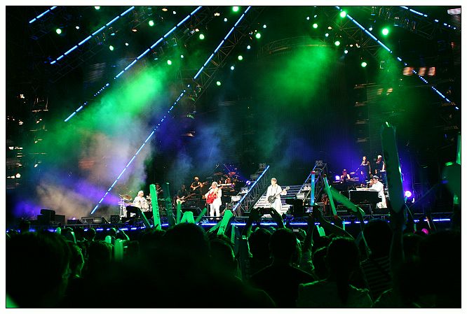 25  四人全绿.jpg