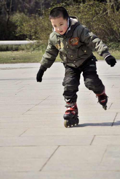 轮滑小子02.jpg