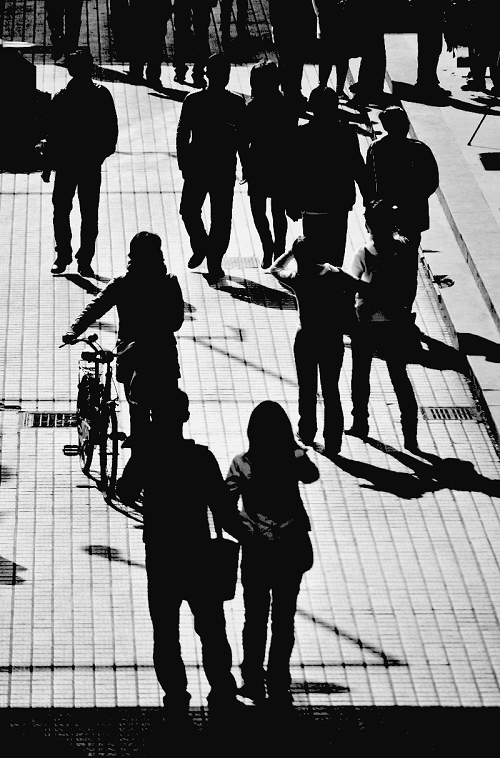 行人剪影.jpg