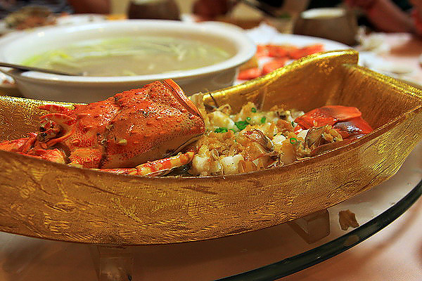 11.龙虾，太少，基本上没够吃，哎